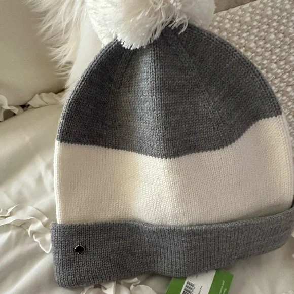 kate spade- Gray Spade Logo Beanie with Silver Spade Logo, OS Kate Spade Women main image 4